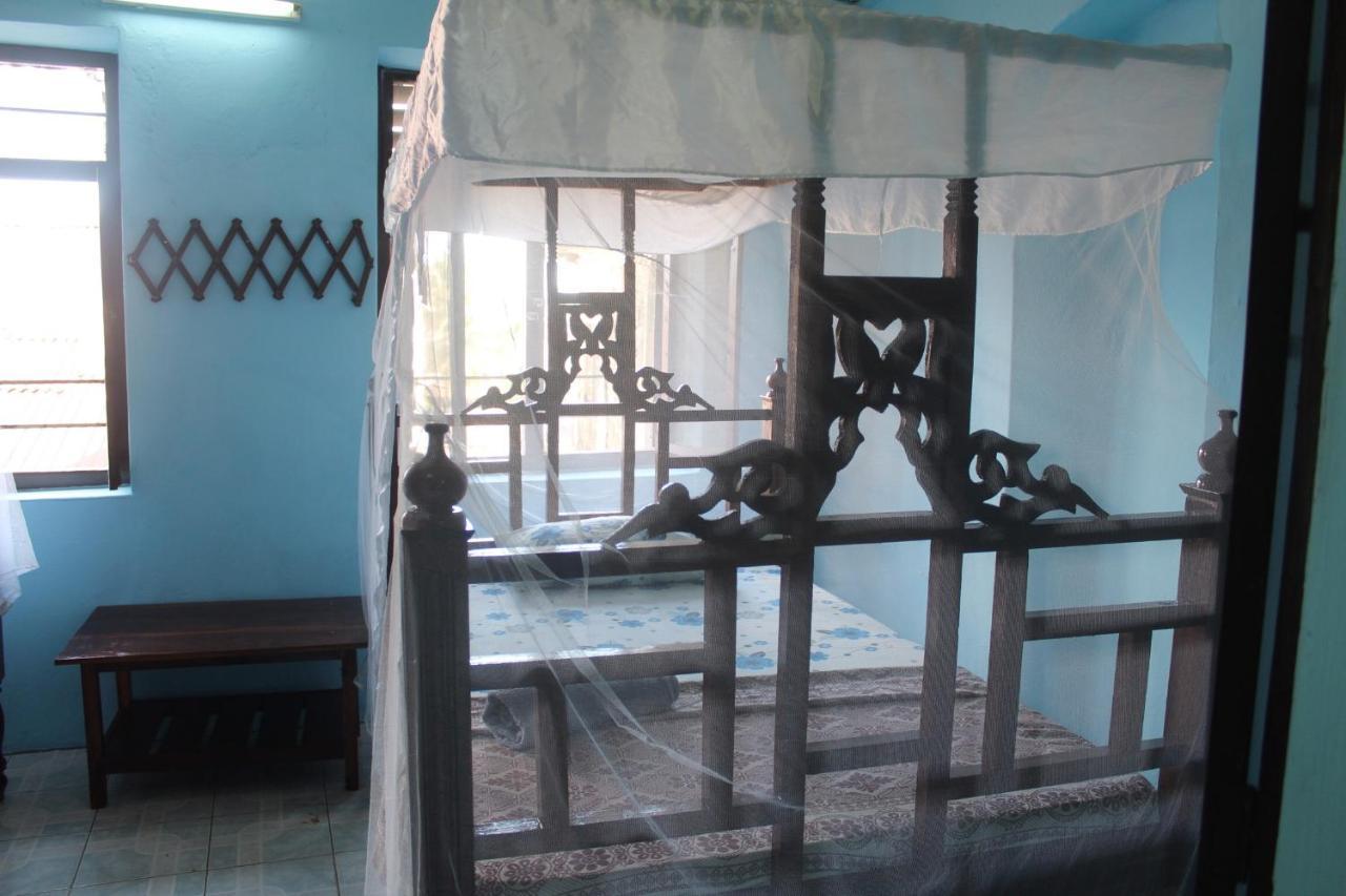 Bottoms Up Hostel Zanzibar Ngoại thất bức ảnh