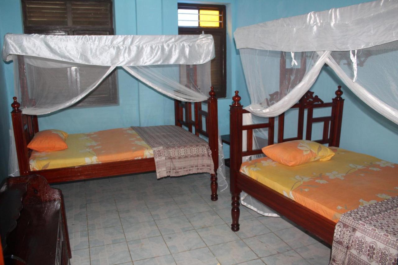 Bottoms Up Hostel Zanzibar Ngoại thất bức ảnh