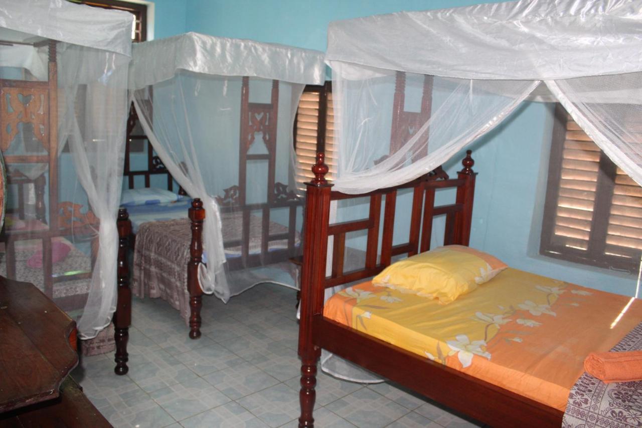 Bottoms Up Hostel Zanzibar Ngoại thất bức ảnh
