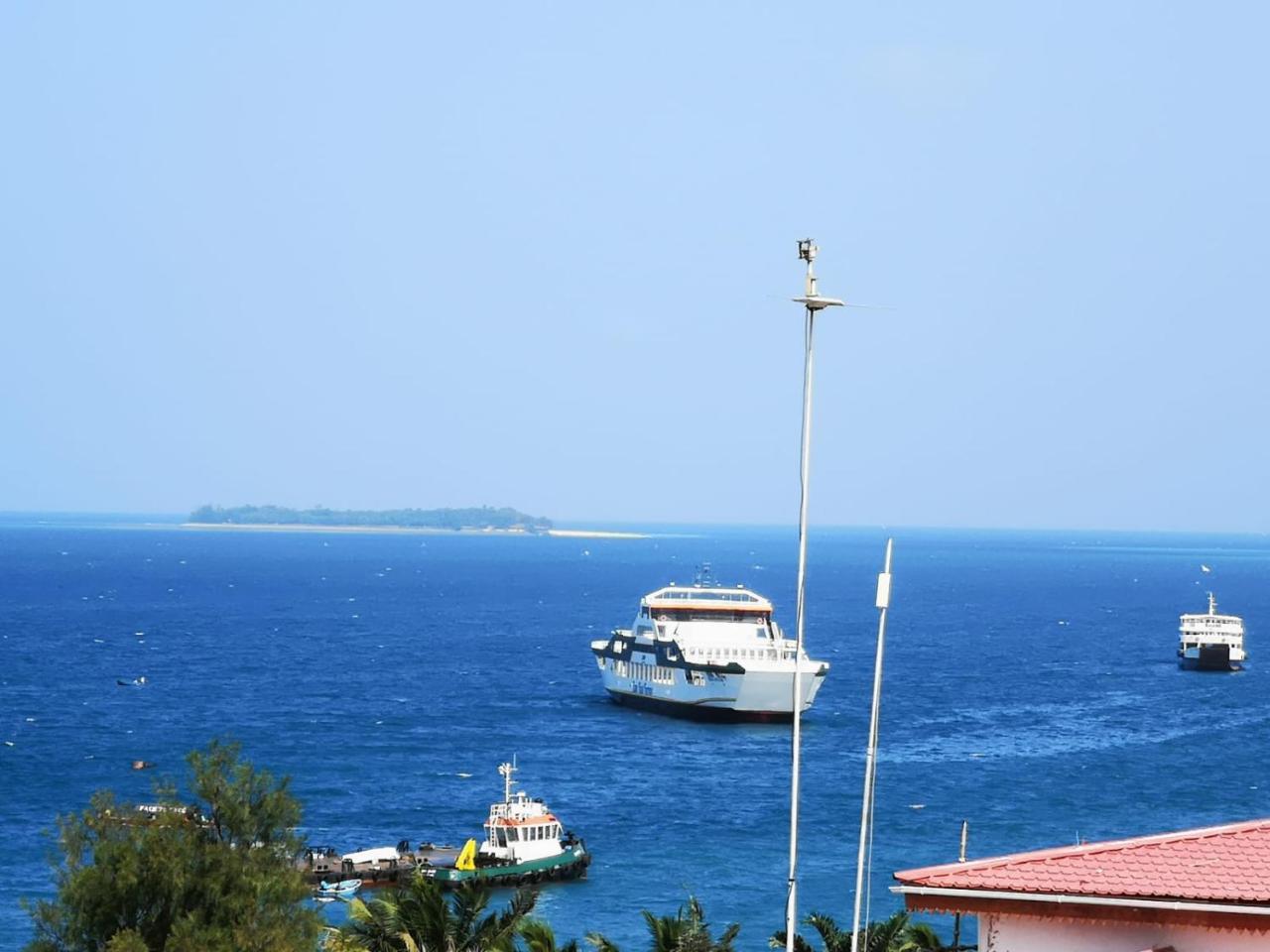 Bottoms Up Hostel Zanzibar Ngoại thất bức ảnh