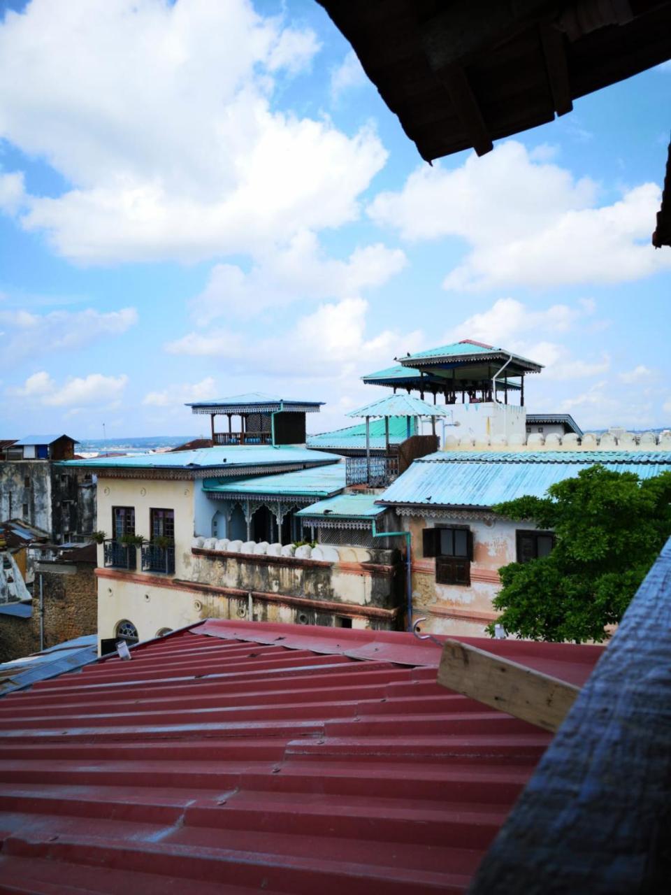 Bottoms Up Hostel Zanzibar Ngoại thất bức ảnh