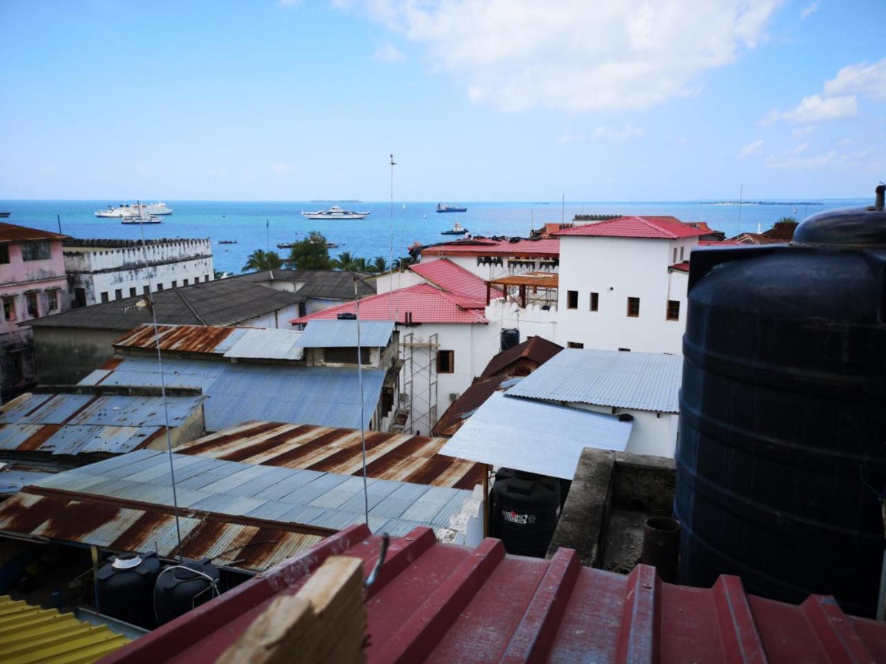 Bottoms Up Hostel Zanzibar Ngoại thất bức ảnh