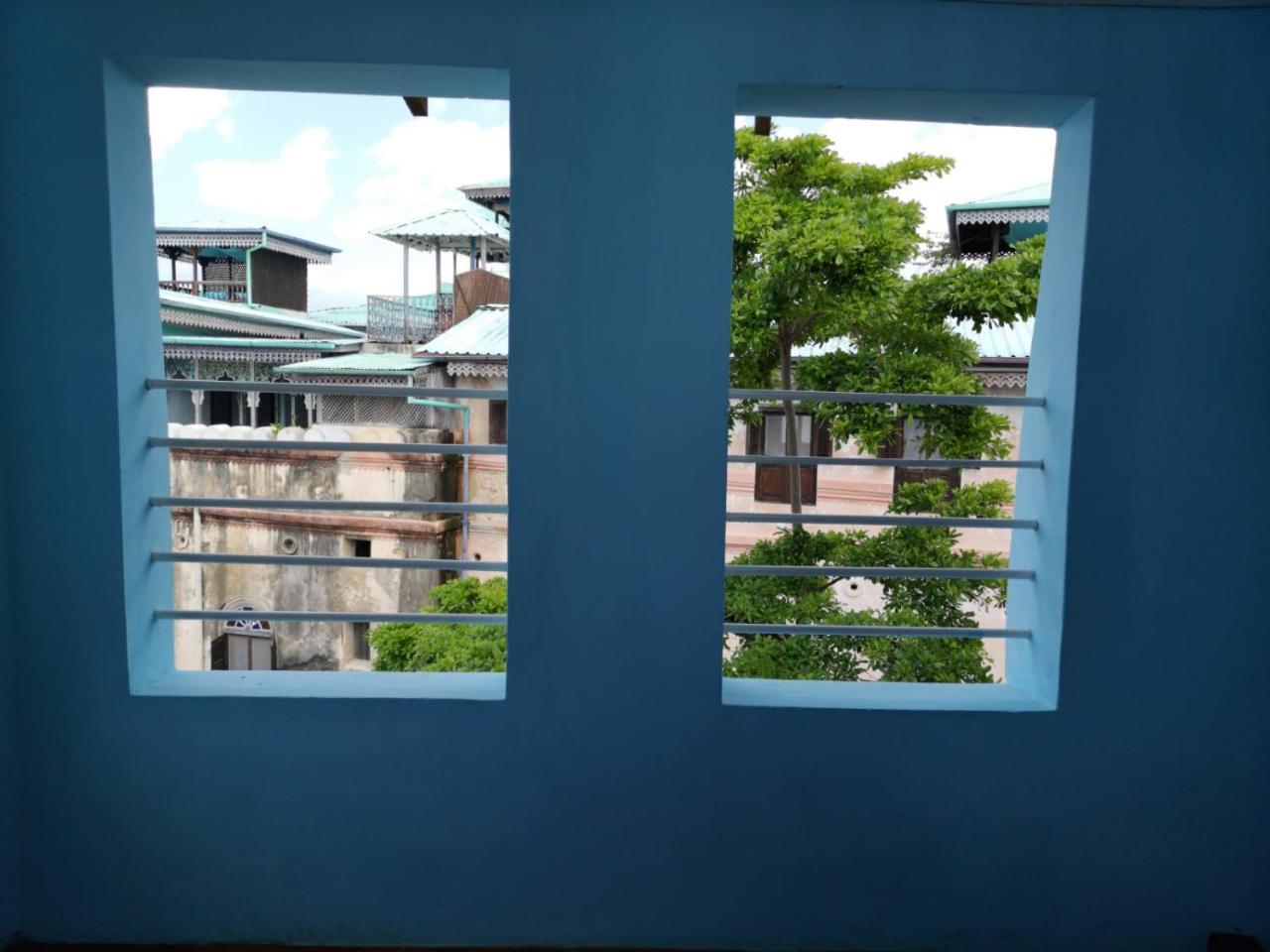 Bottoms Up Hostel Zanzibar Ngoại thất bức ảnh