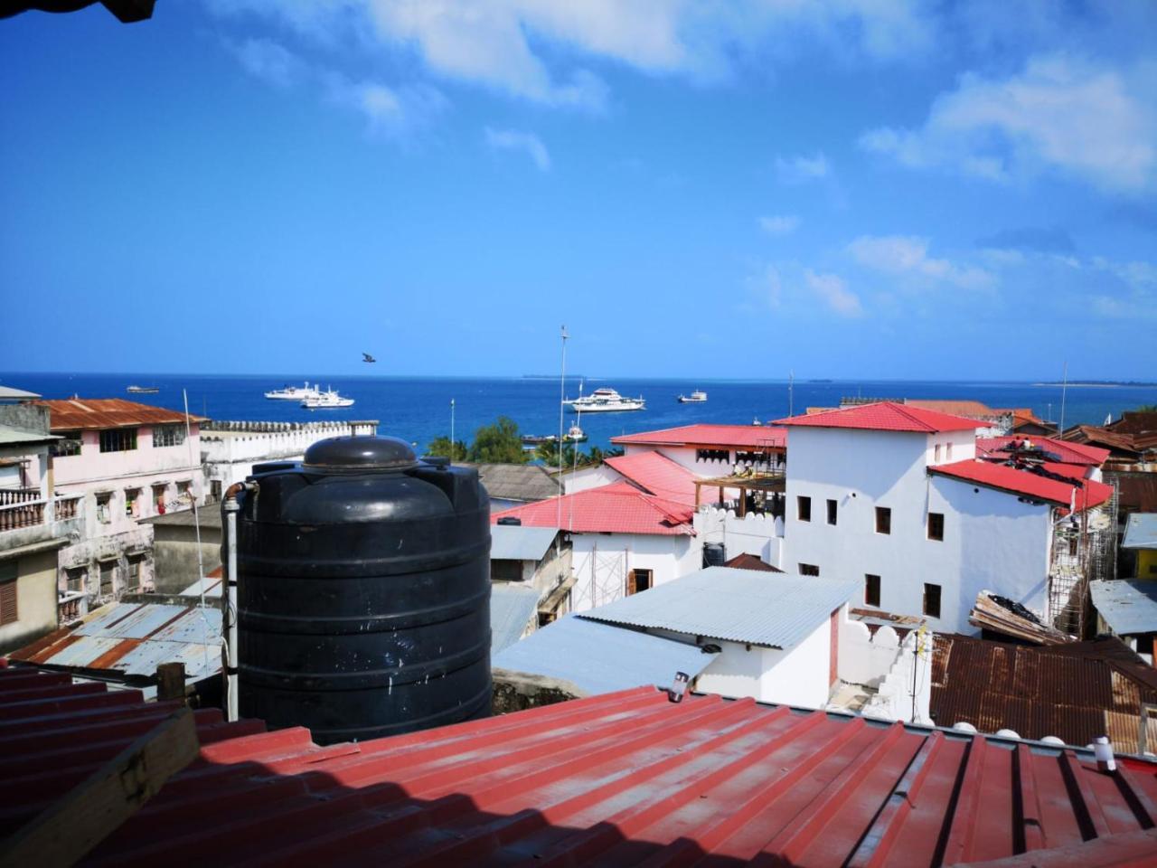 Bottoms Up Hostel Zanzibar Ngoại thất bức ảnh