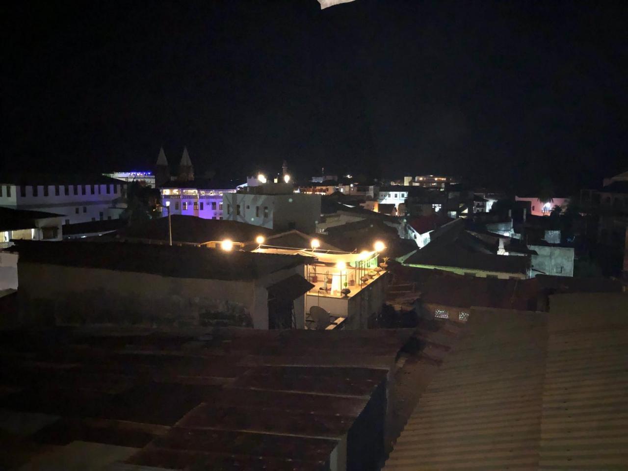 Bottoms Up Hostel Zanzibar Ngoại thất bức ảnh