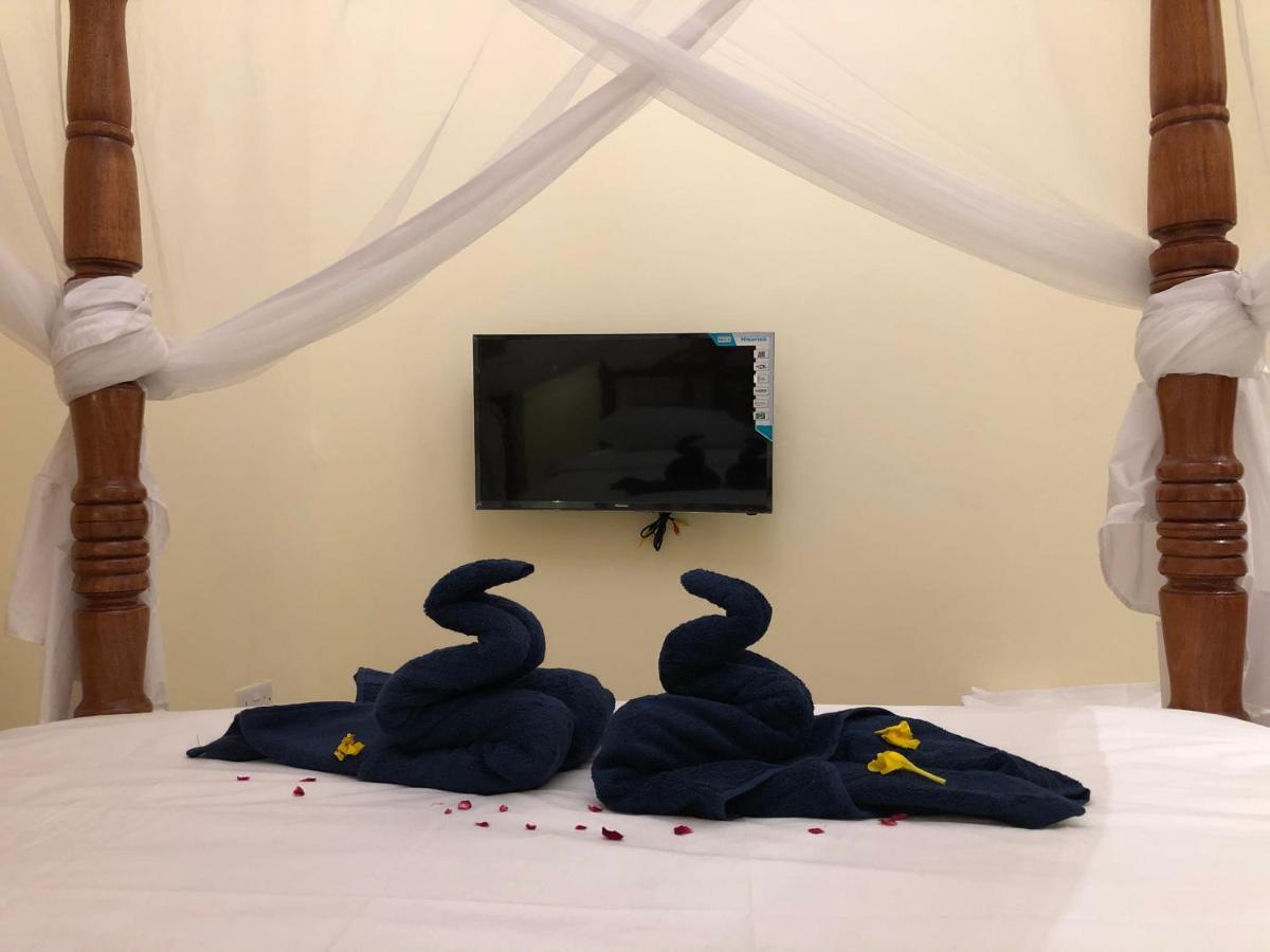 Bottoms Up Hostel Zanzibar Ngoại thất bức ảnh